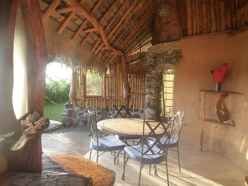 Guest house Vanira Lodge Teahupoo